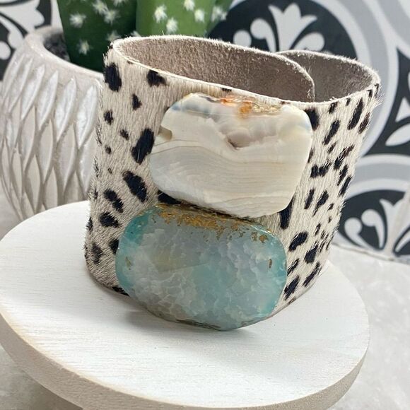 Gorgeous Animal Print Cuff Bracelet with Agates Texas Artisan Made - Picture 1 of 14